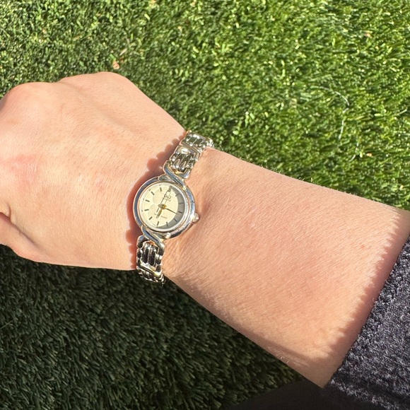 Vintagee Q & Q watch - Picture 5 of 7